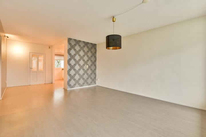 Photo 6 of Sinnigvelderstraat 445