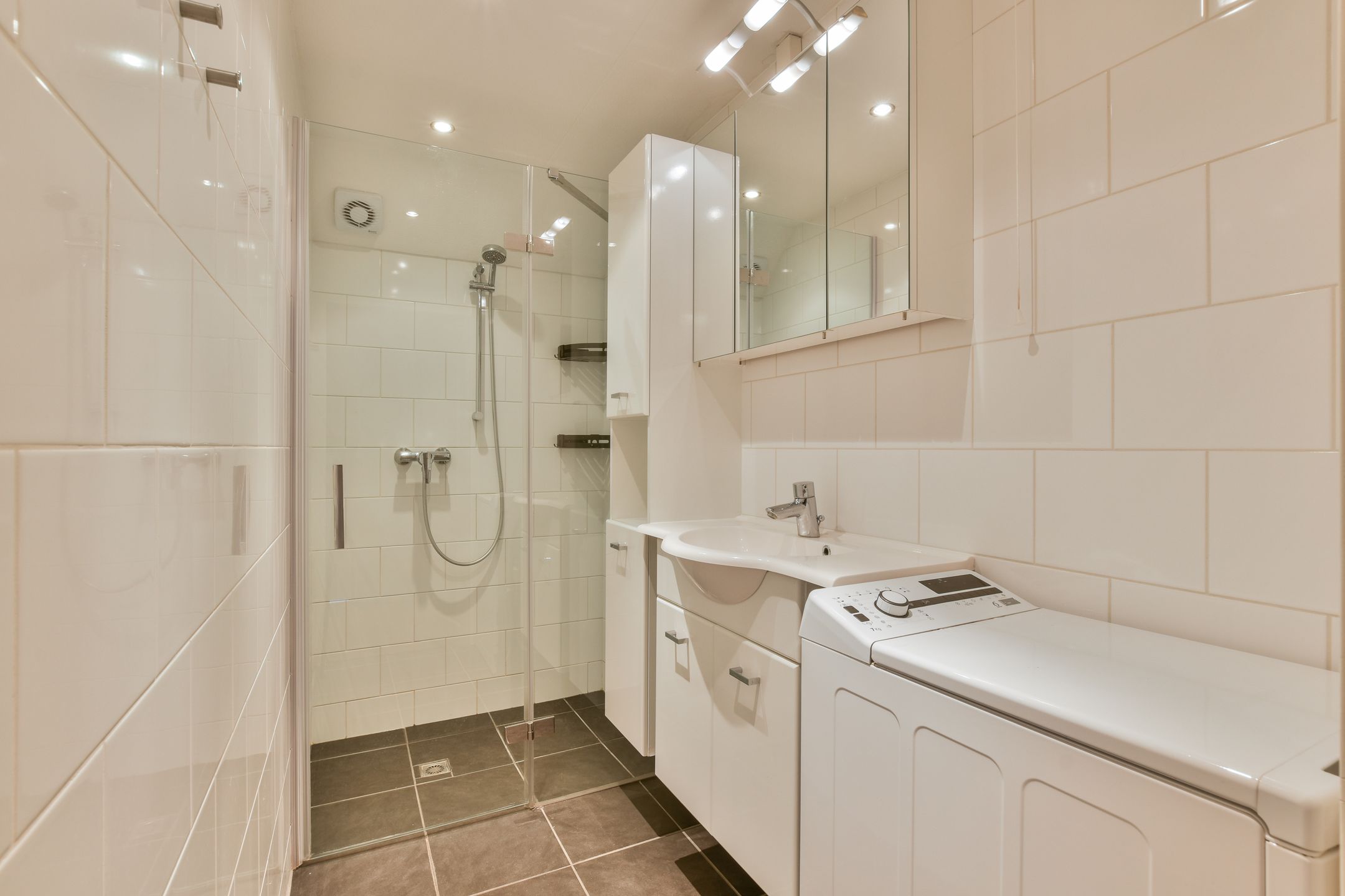 Foto 15 van Sinnigvelderstraat 445