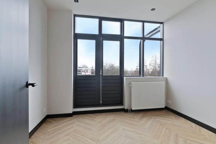 Foto 12 van Fluitstraat 27-D