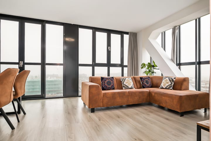 Foto 19 van Raadhuisplein 58