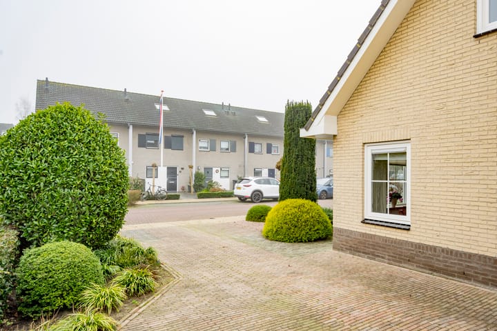 Foto 6 van Kamille 1