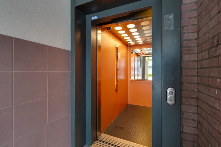 Photo 10 of Zilverschoonlaan 118