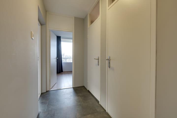 Photo 13 of Zilverschoonlaan 118