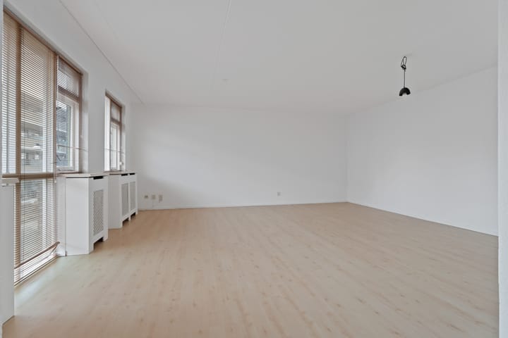 Foto 8 van Schouwburgplein 14