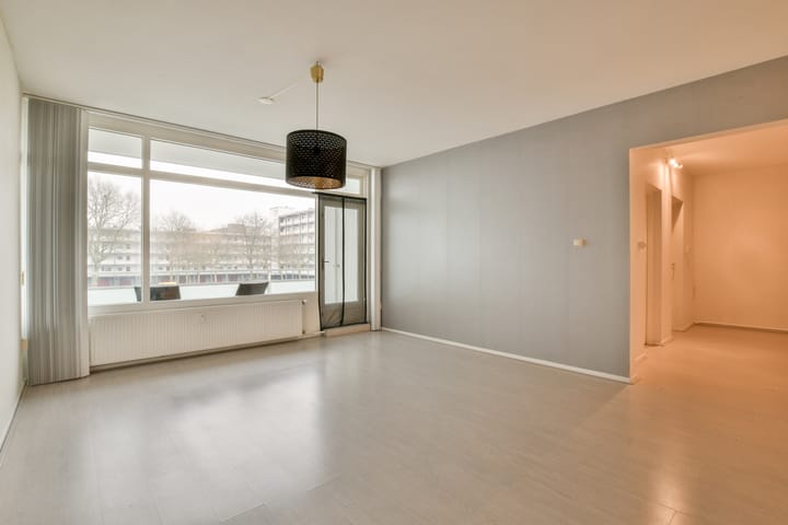 Photo 10 of Sinnigvelderstraat 445