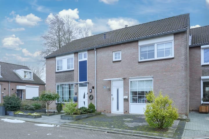 Foto 1 van Schubboomerf 14