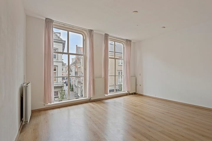 Foto 2 van Karrenstraat 23