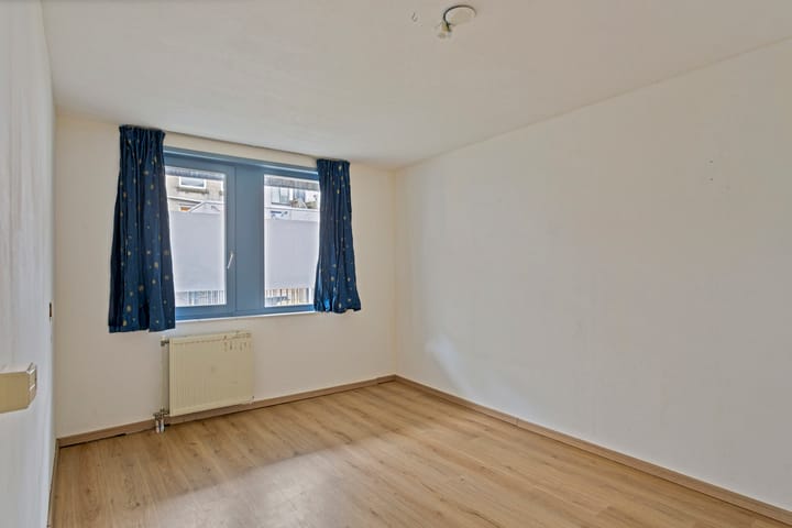 Foto 8 van Karrenstraat 23