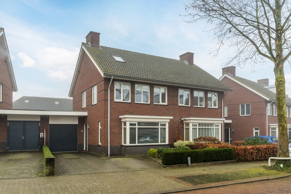 Foto 1 van in d' Hoef 84