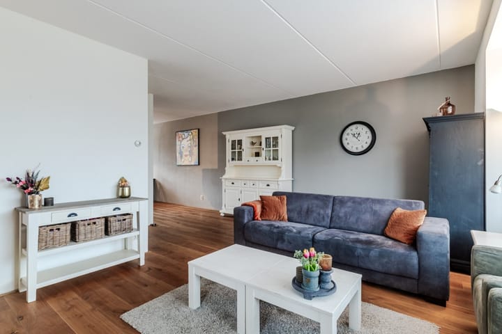 Foto 10 van in d' Hoef 84