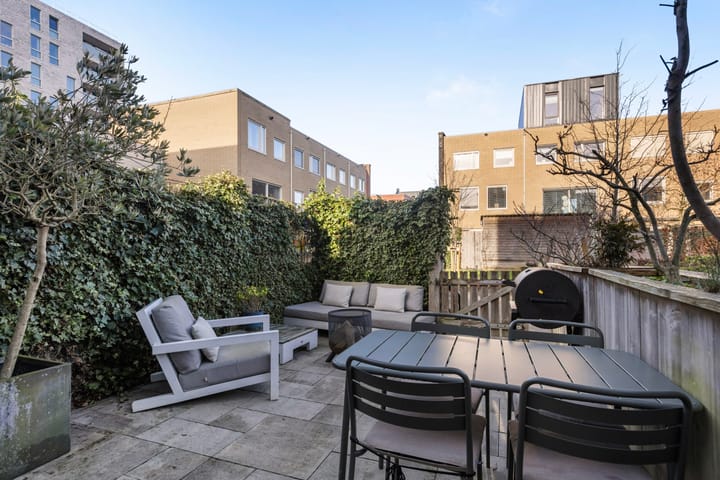 Foto 11 van Schoonebekerstraat 1