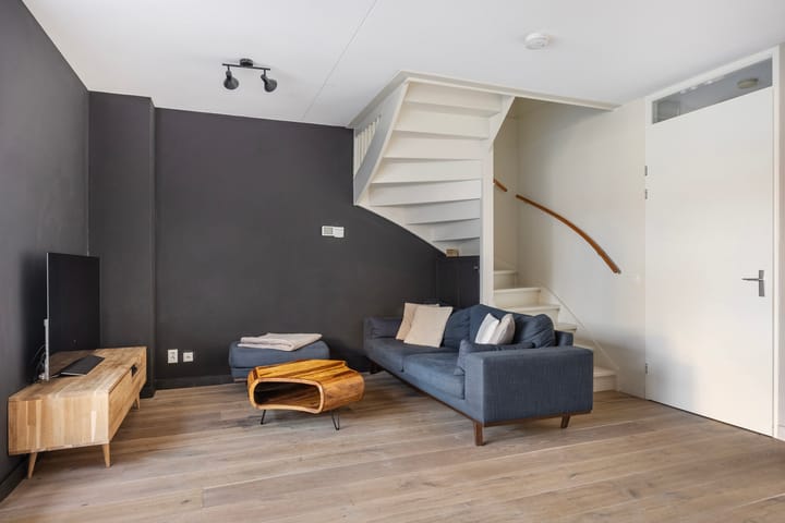 Foto 16 van Schoonebekerstraat 1