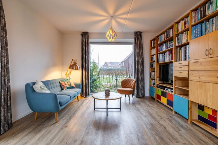 Foto 5 van Meeroeverslaan 197