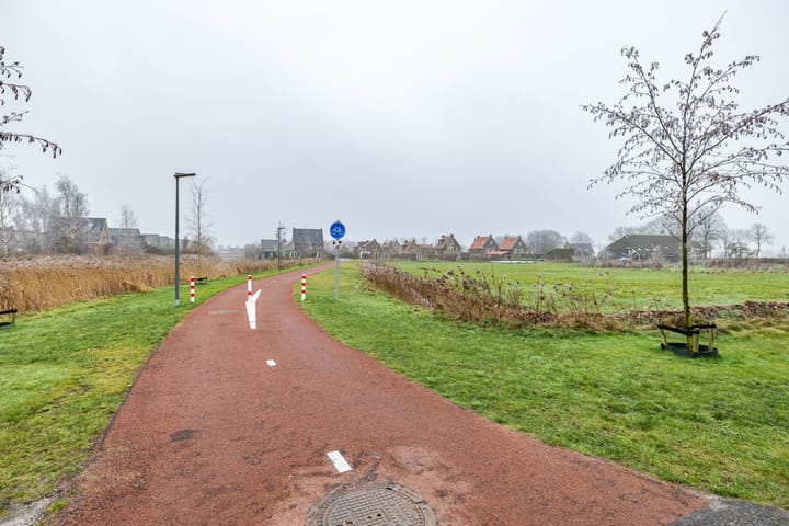 Foto 9 van Meeroeverslaan 197