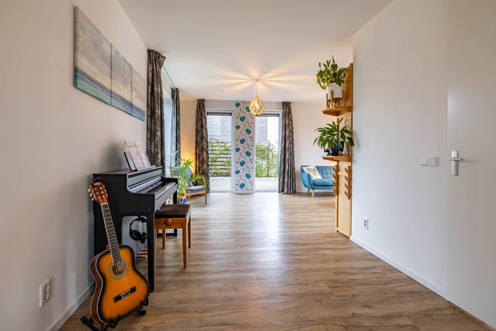 Foto 21 van Meeroeverslaan 197