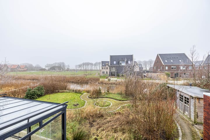 Foto 58 van Meeroeverslaan 197