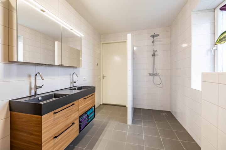 Foto 71 van Meeroeverslaan 197