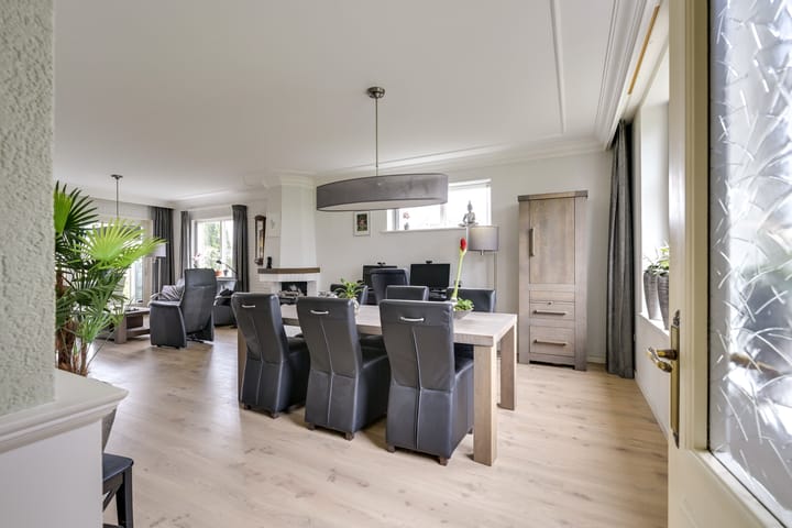 Foto 7 van Overeind 91