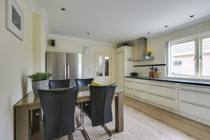 Foto 12 van Overeind 91