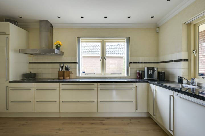 Foto 13 van Overeind 91