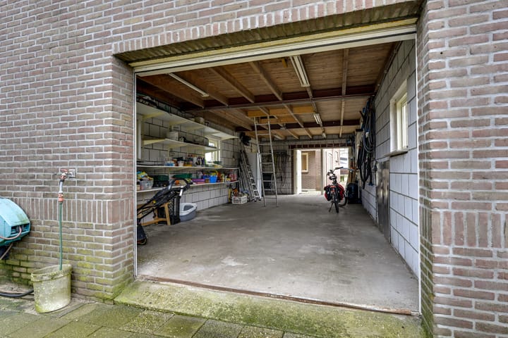 Foto 44 van Overeind 91