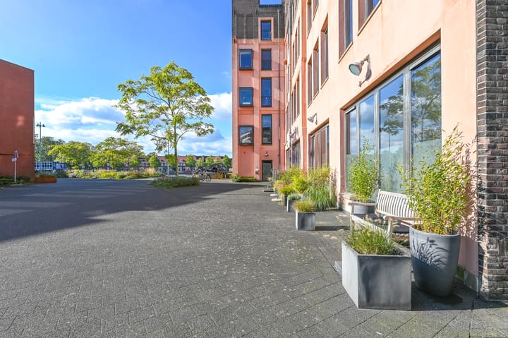 Foto 43 van Max Euweplein 2