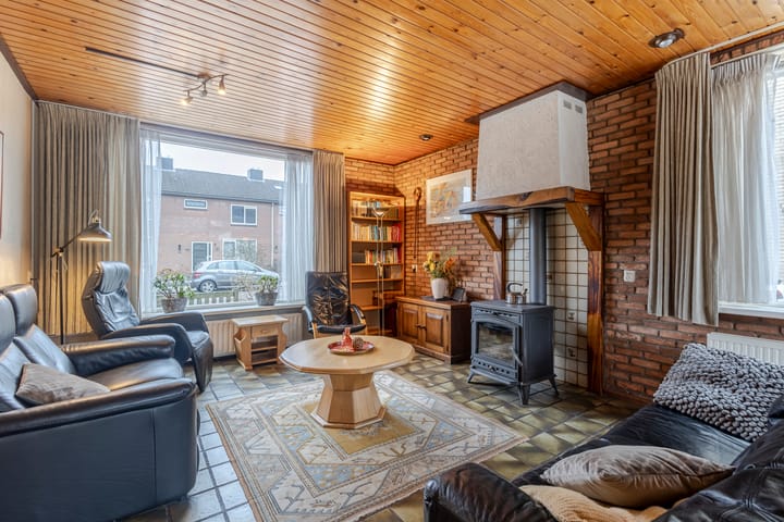 Foto 8 van Julianastraat 69