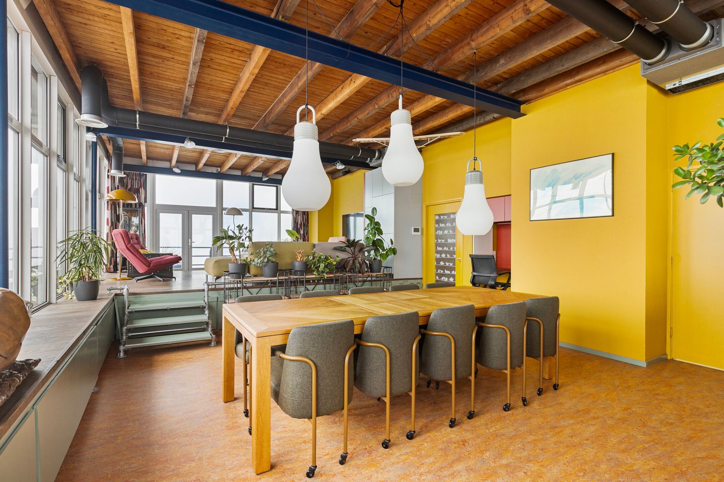 Foto 1 van Stationsplein 132