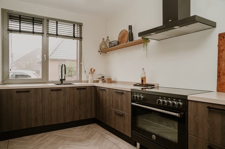 Foto 8 van Hazelegerstraat 26