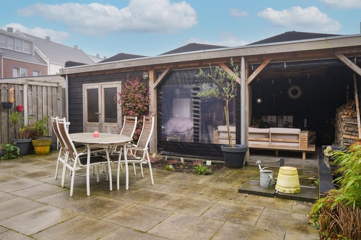 Foto 28 van Hazelegerstraat 26