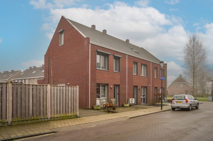 Foto 33 van Hazelegerstraat 26