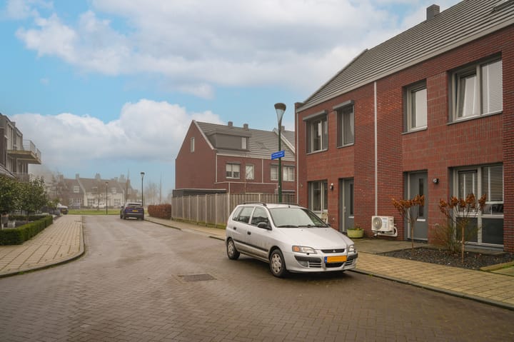 Foto 34 van Hazelegerstraat 26