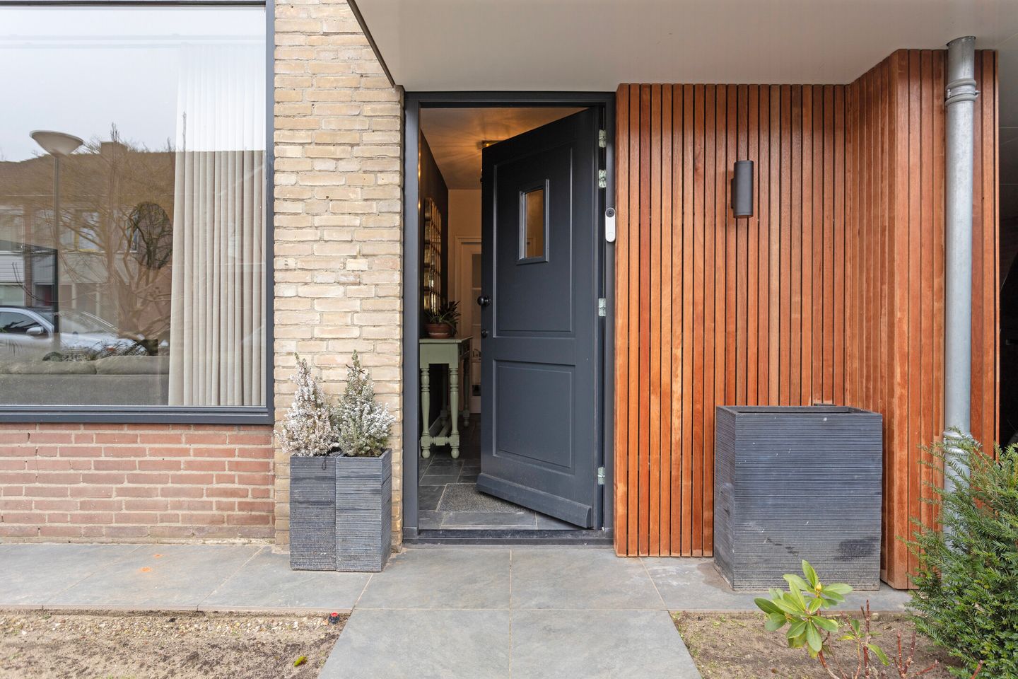 Photo 10 of van Goenstraat 12