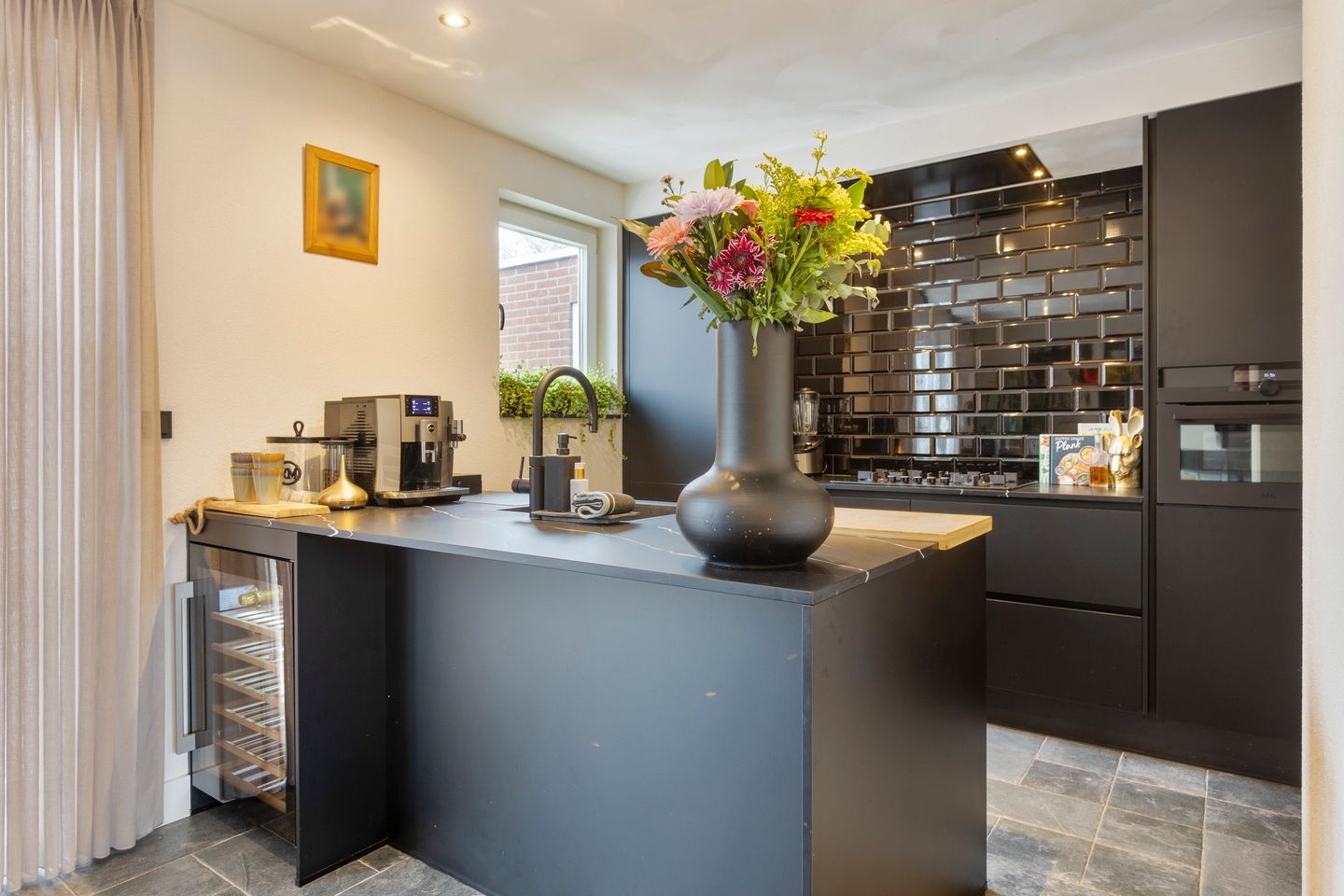 Photo 19 of van Goenstraat 12