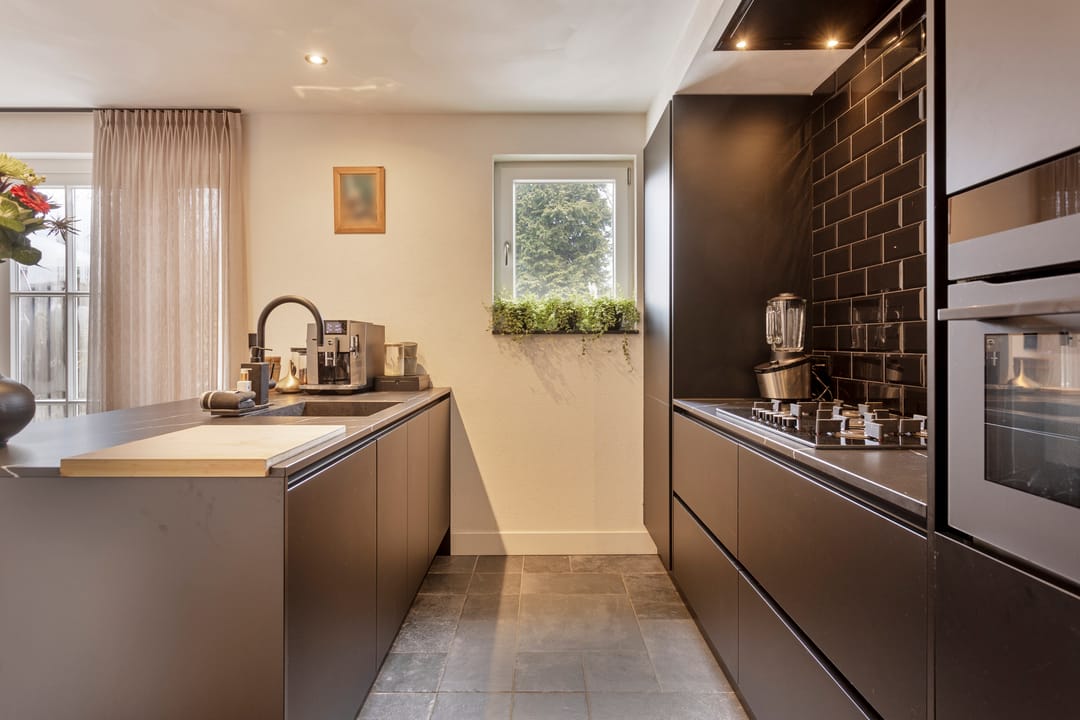 Photo 22 of van Goenstraat 12