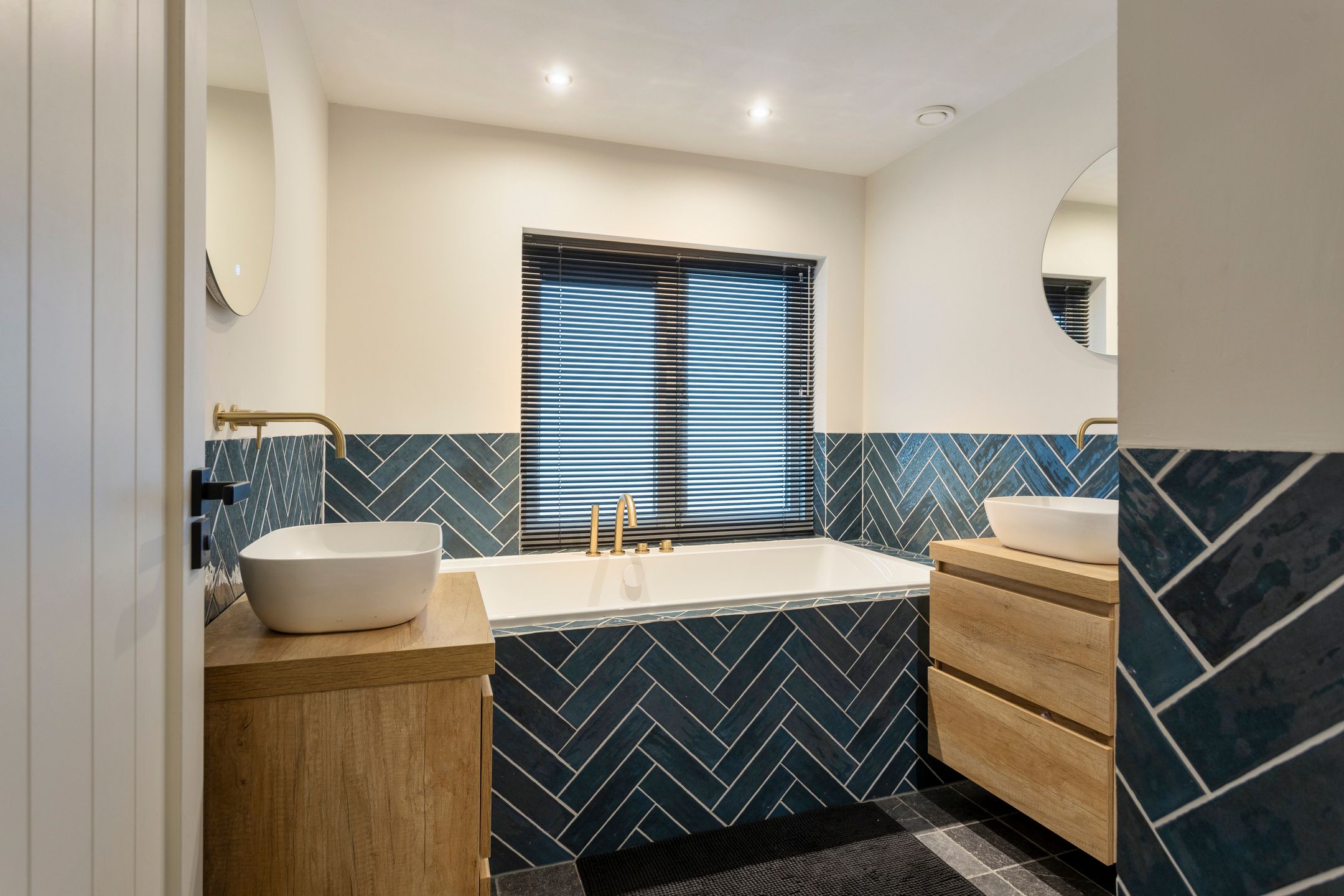 Photo 30 of van Goenstraat 12