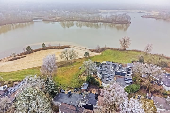 Foto 5 van Ermerzand 142