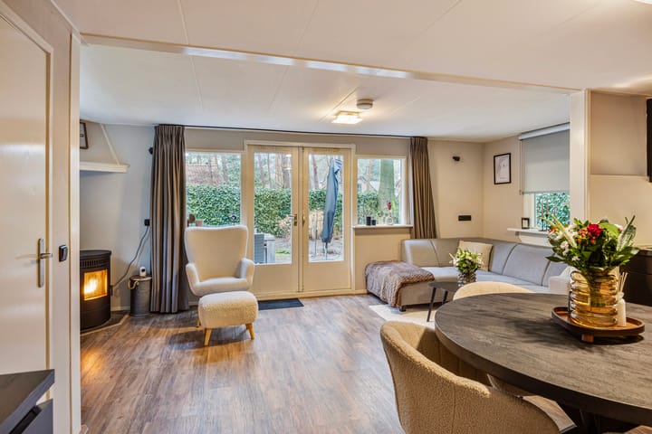 Foto 5 van Parallelweg 26-99