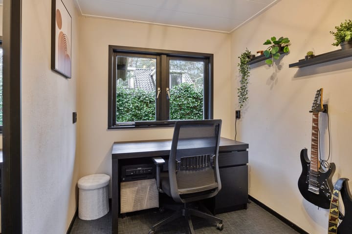 Foto 14 van Parallelweg 26-99