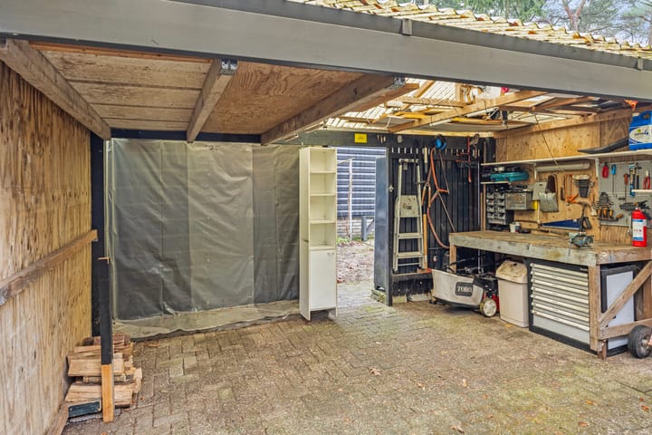 Foto 23 van Parallelweg 26-99