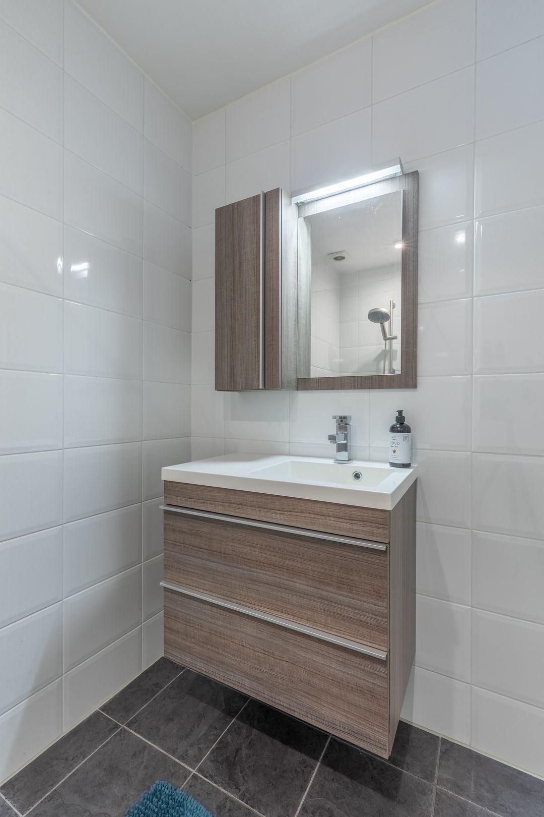 Photo 28 of Groest 15-C