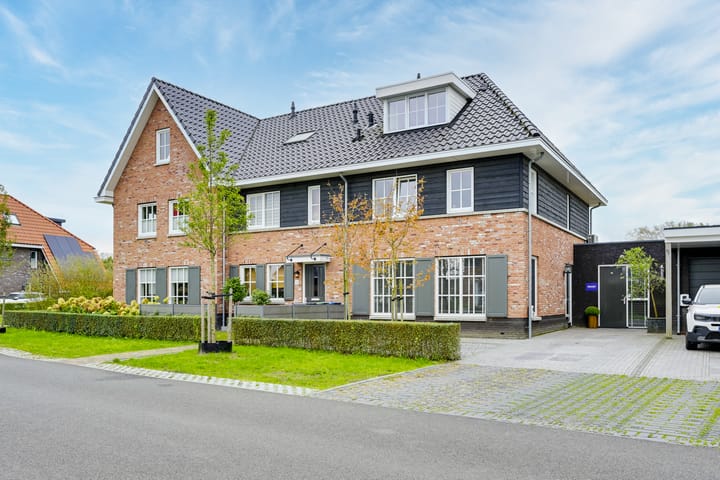 Foto 73 van Hoevesteinse Lint 24