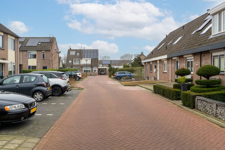 Foto 2 van Anjerlaan 93