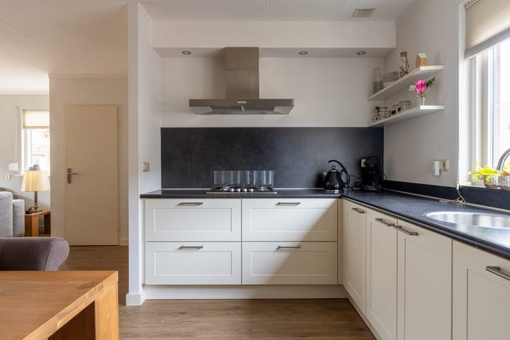 Foto 9 van Anjerlaan 93