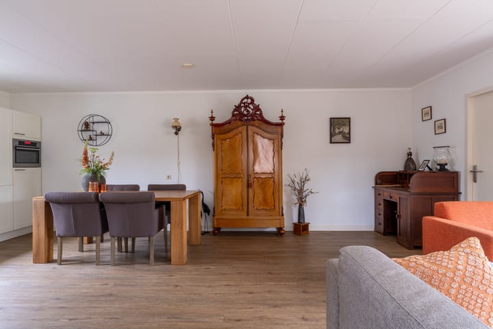 Foto 10 van Anjerlaan 93