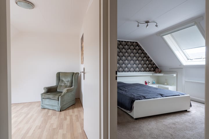 Foto 15 van Anjerlaan 93