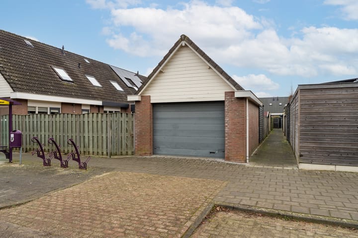 Foto 28 van Anjerlaan 93