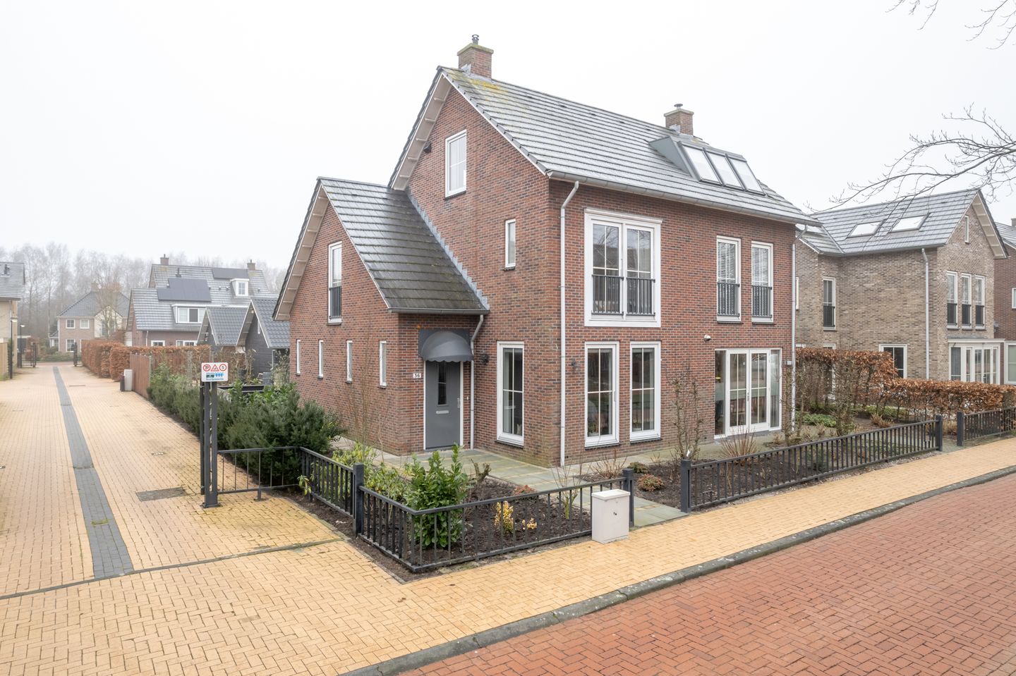 Foto 34 van Frederik Hendriklaan 36