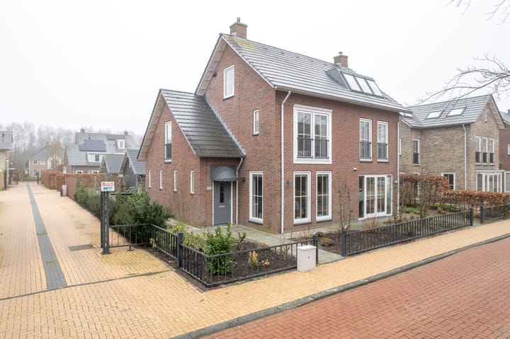 Foto 34 van Frederik Hendriklaan 36