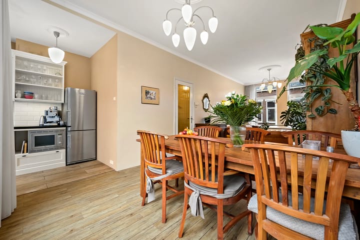 Photo 11 of Van Egmondstraat 60